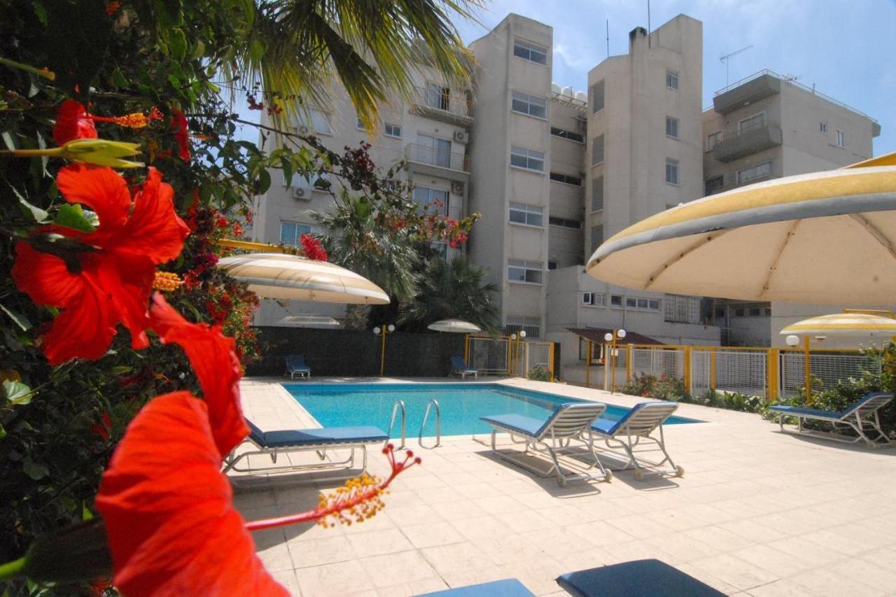 Sunflower Hotel Apartments Larnaca Exterior foto