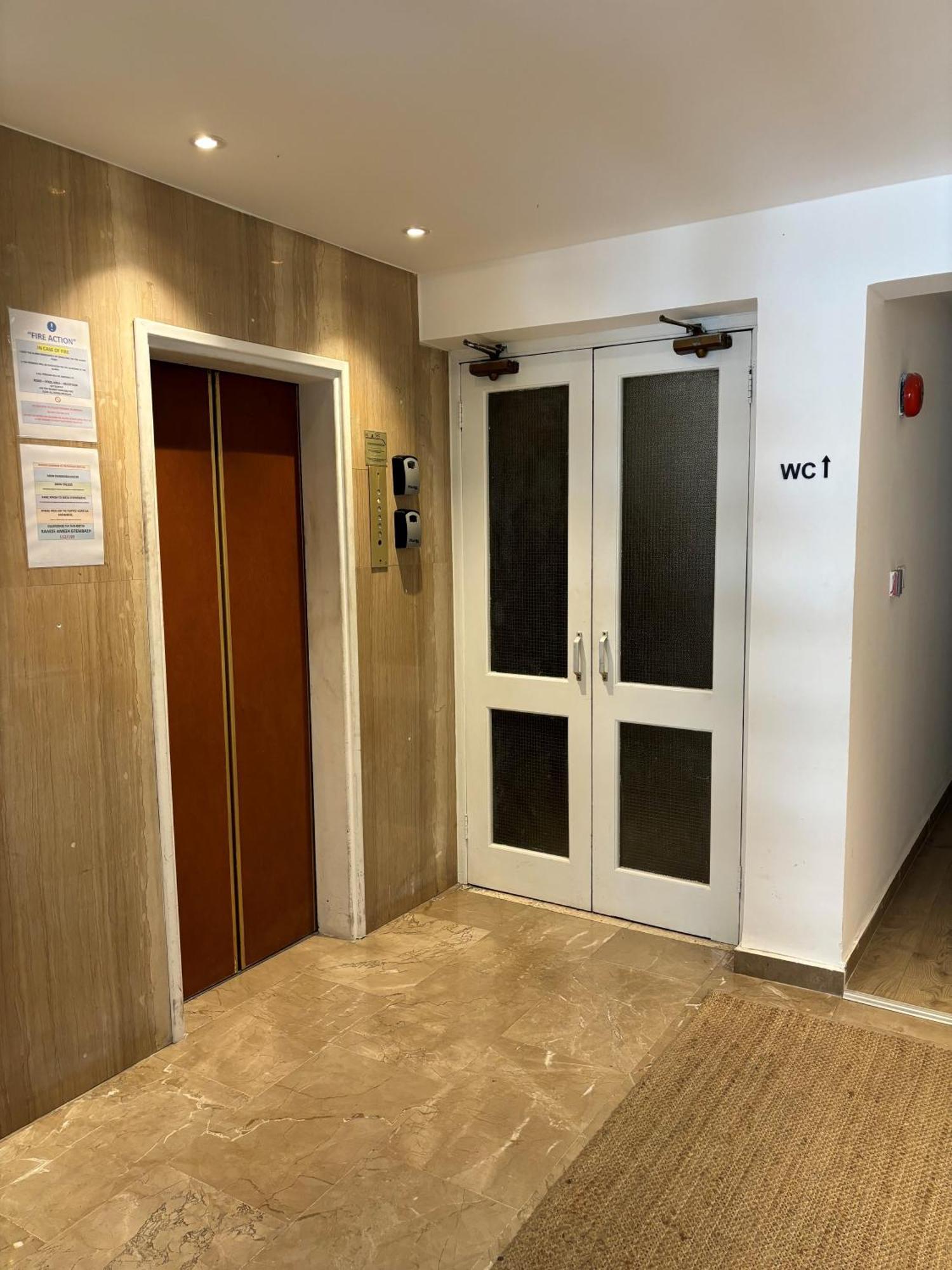 Sunflower Hotel Apartments Larnaca Exterior foto