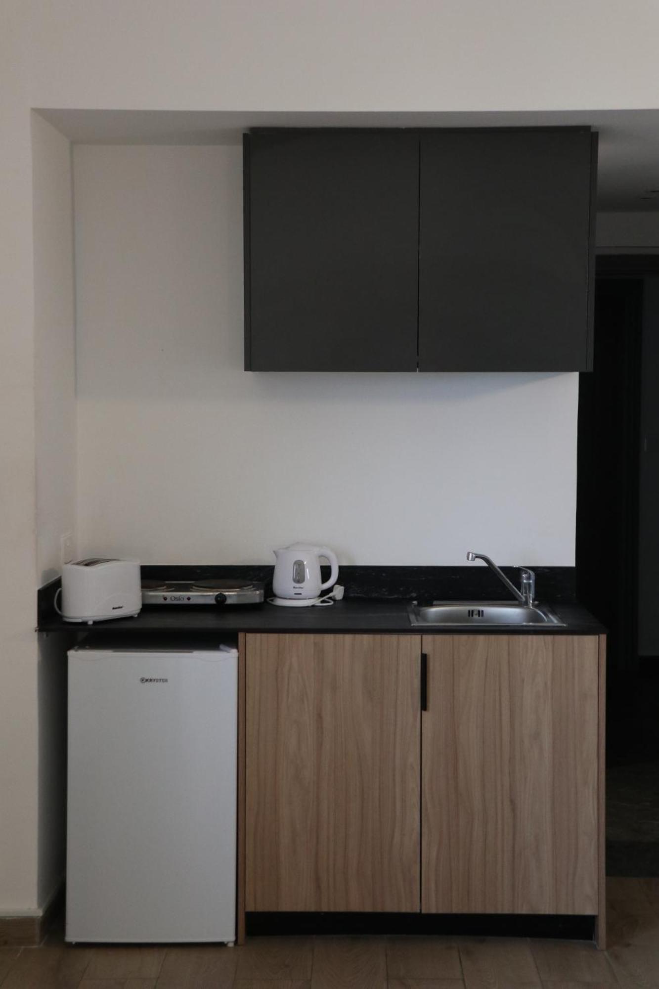 Sunflower Hotel Apartments Larnaca Exterior foto
