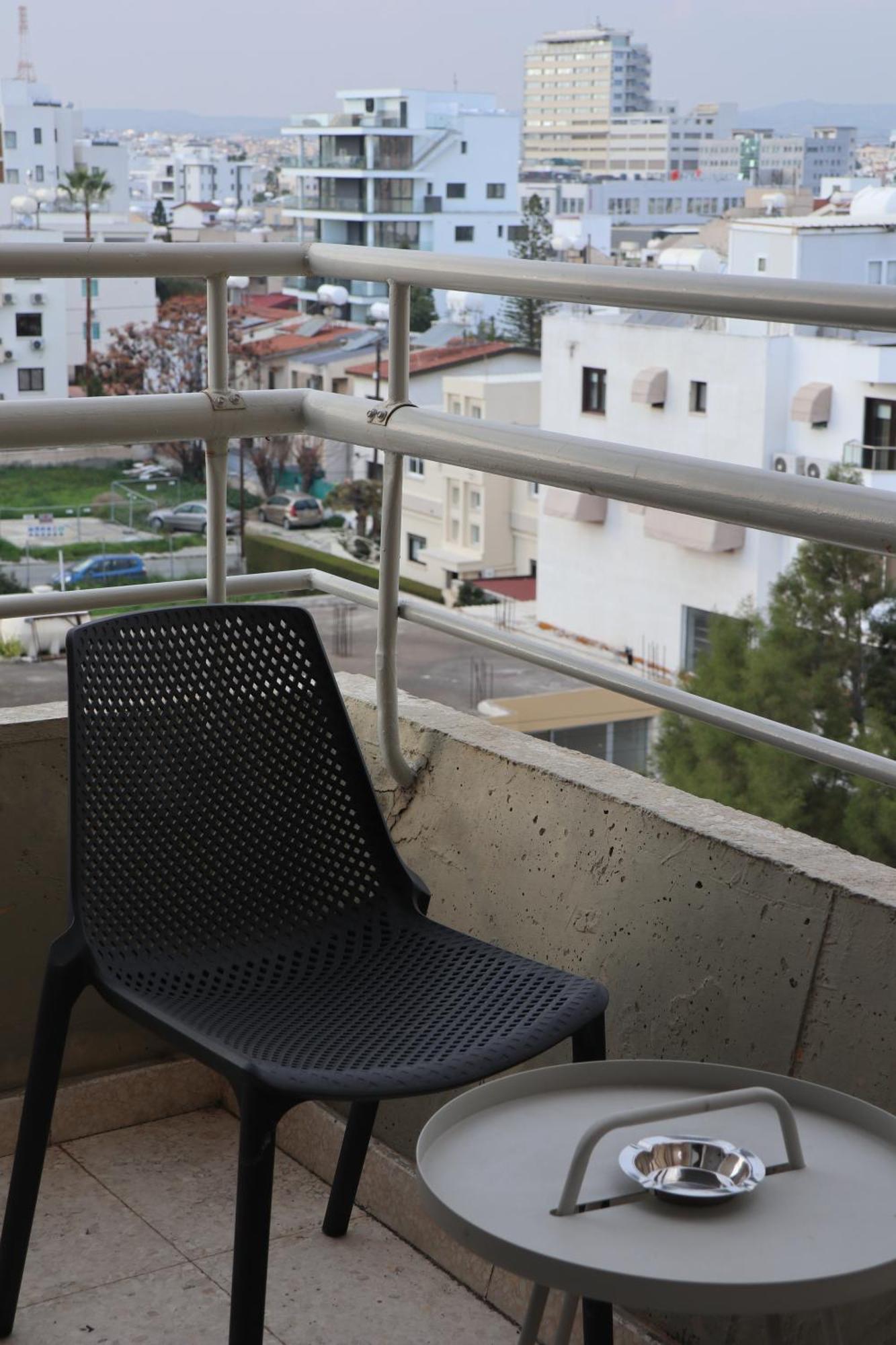 Sunflower Hotel Apartments Larnaca Exterior foto