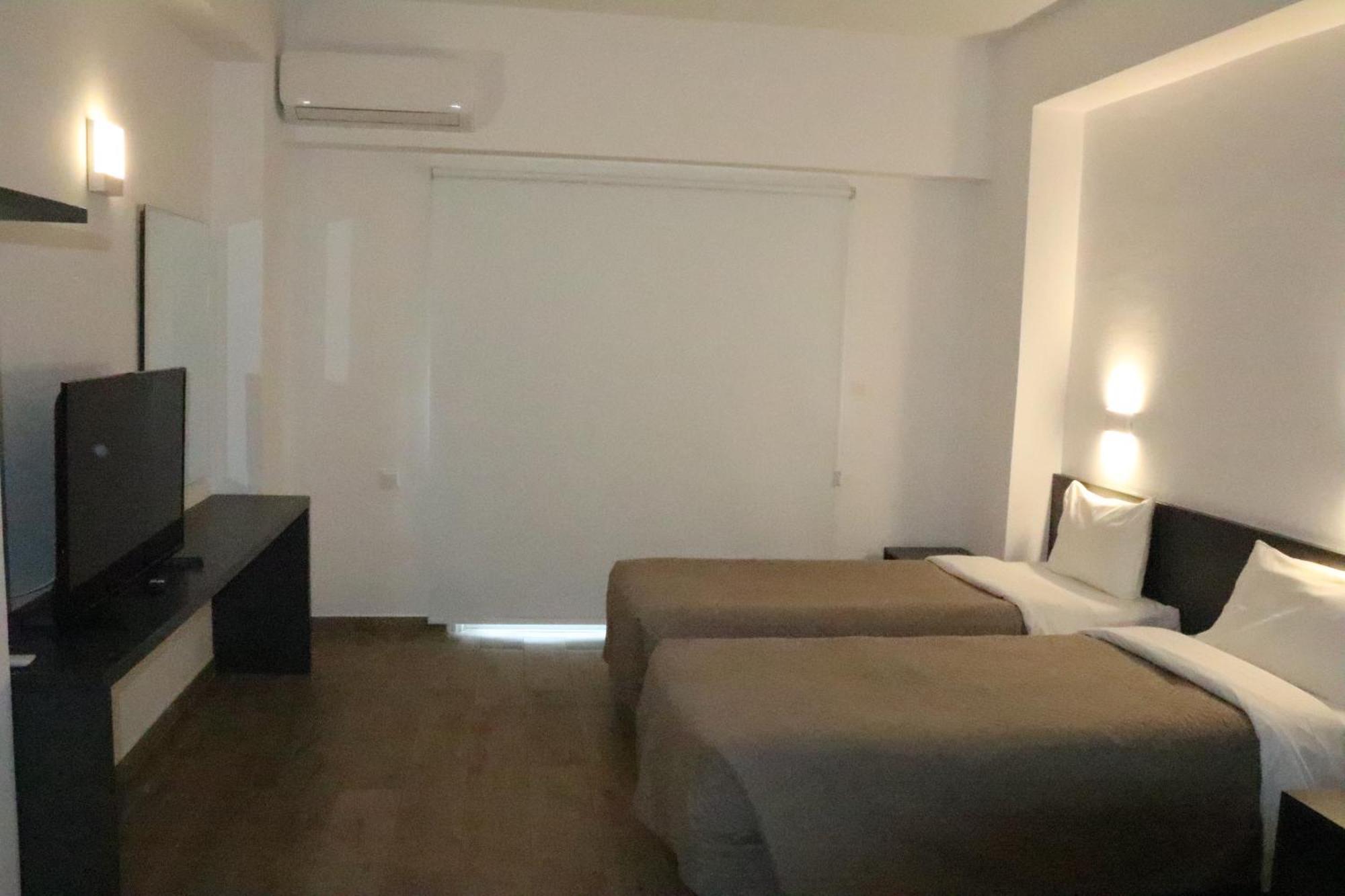 Sunflower Hotel Apartments Larnaca Exterior foto