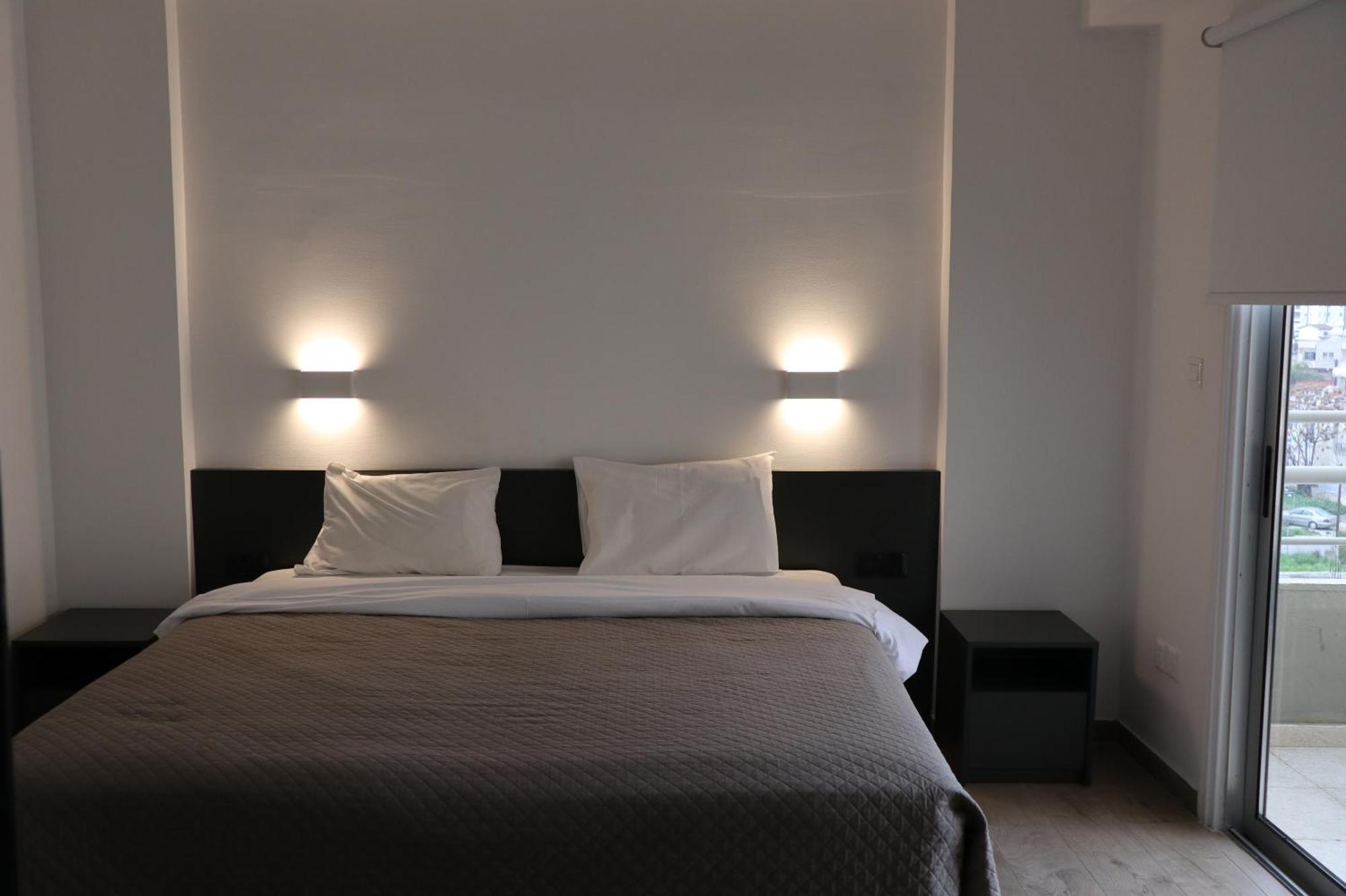 Sunflower Hotel Apartments Larnaca Exterior foto